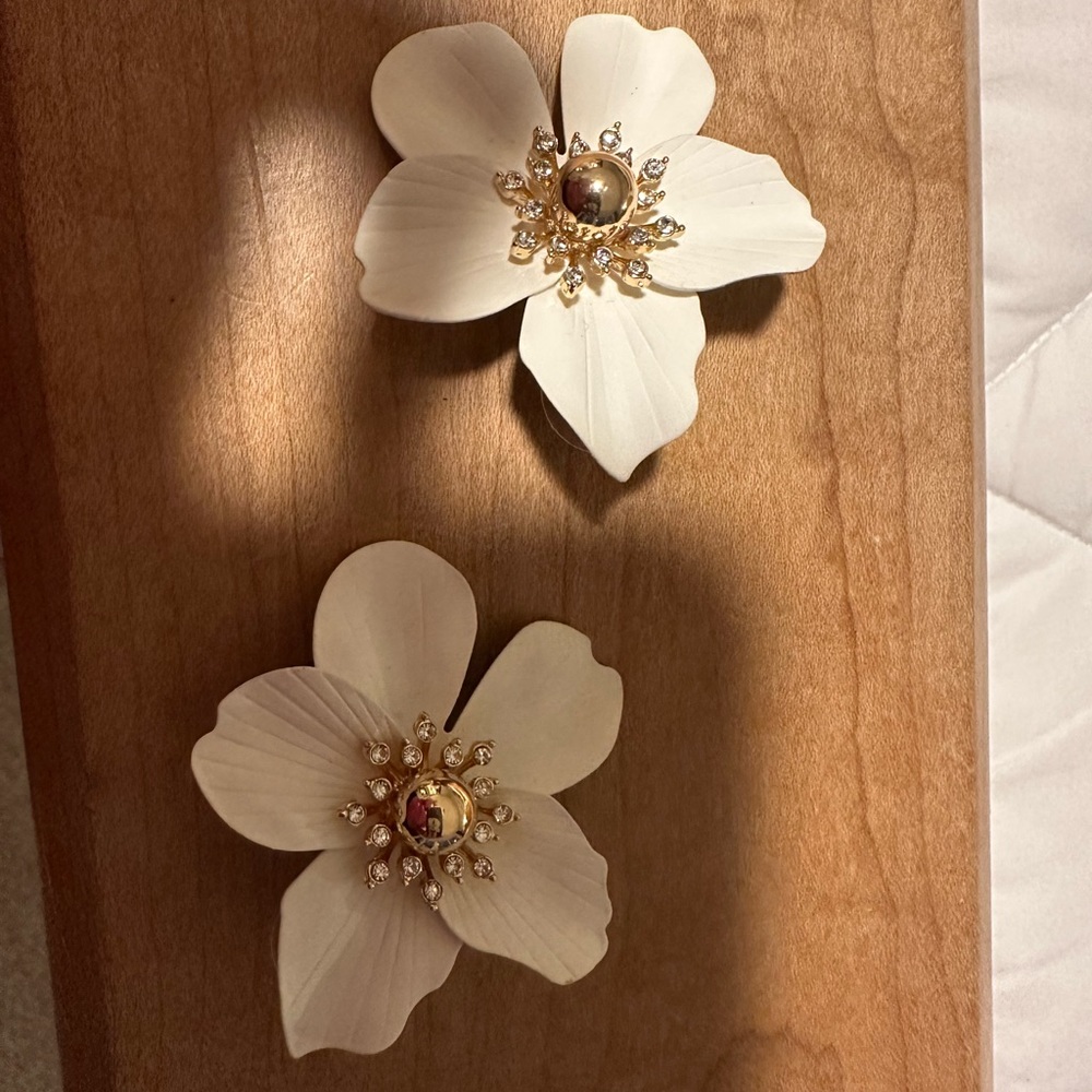 Lily pilitzer earrings